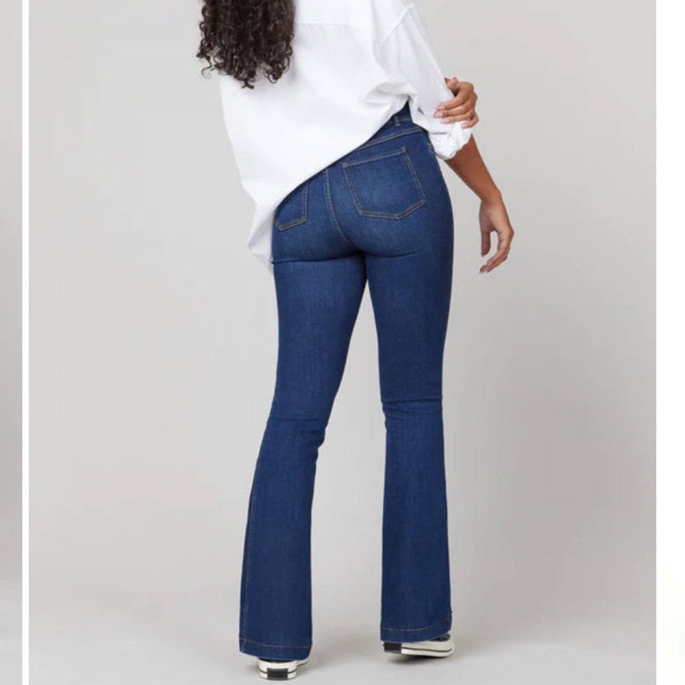 *NEW* SPANX FLARE JEANS 20327R MIDNIGHT SHADE 1X - Picture 6 of 12
